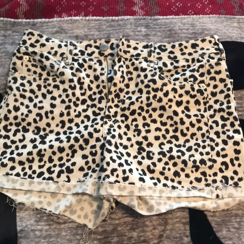 Animal Print Stretchy Jean Shorts